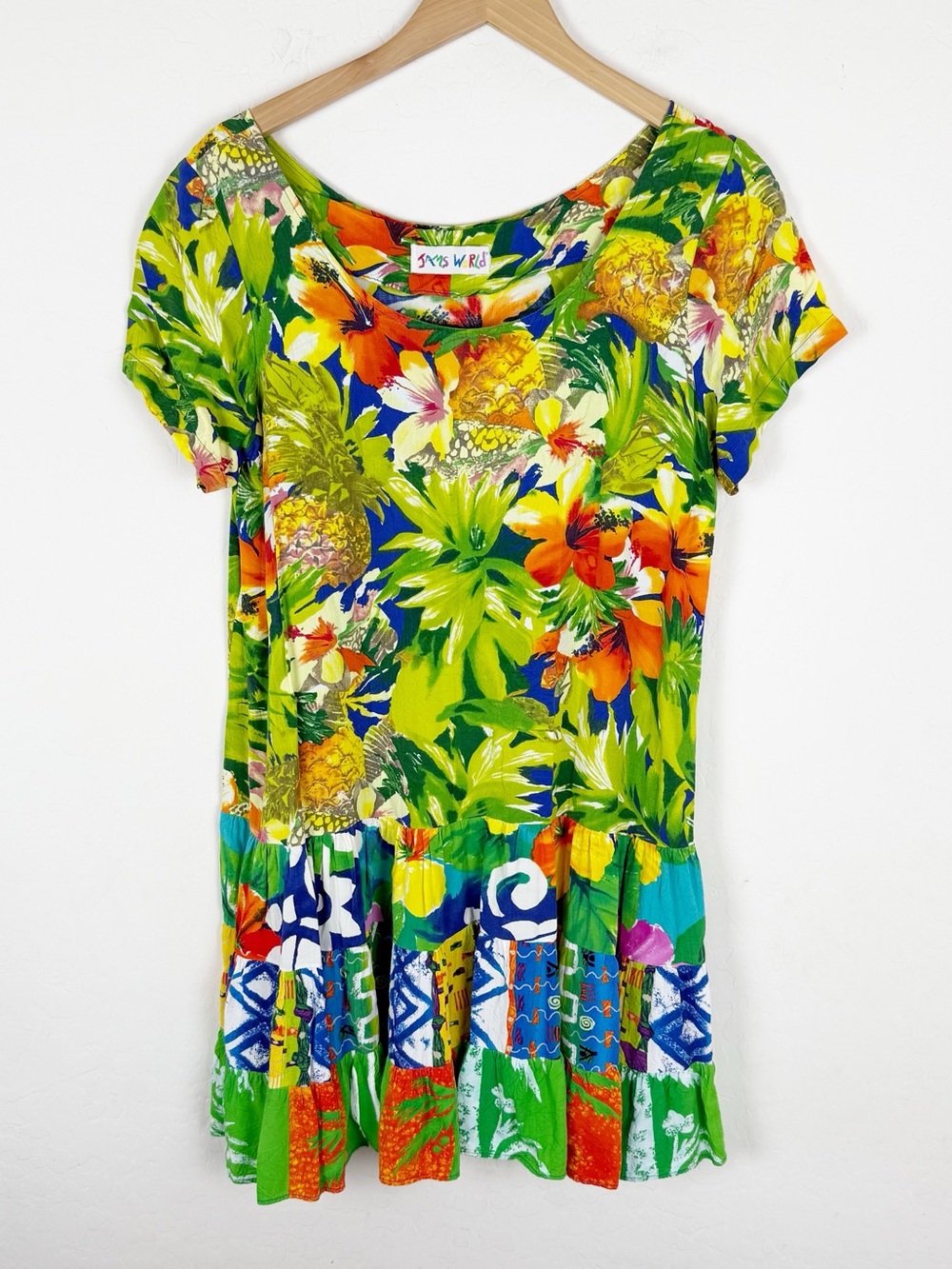 Vintage Jams World Hattie Dress Tropical Hawaiian Pineapple Hibiscus Rayon